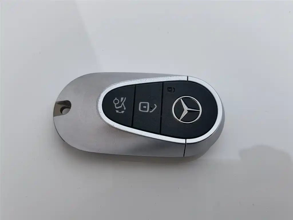 Mercedes-Benz C-Class 2022 — фото 19
