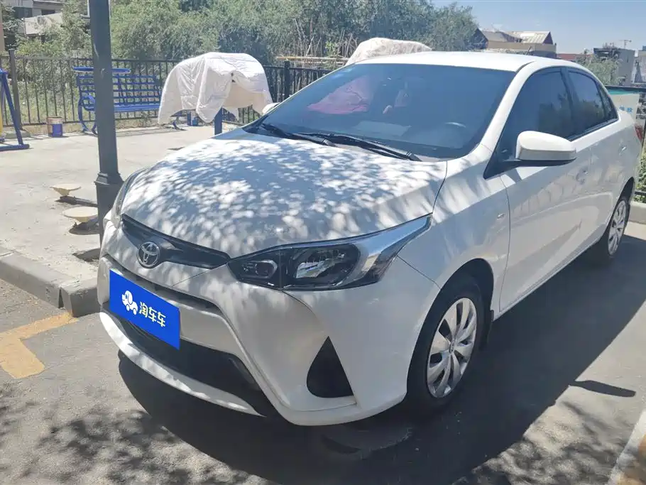 Toyota Yaris L 2019