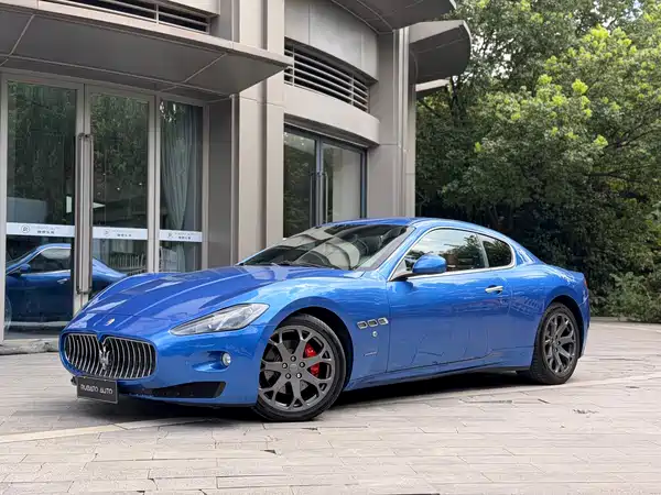 Maserati Granturismo 2015