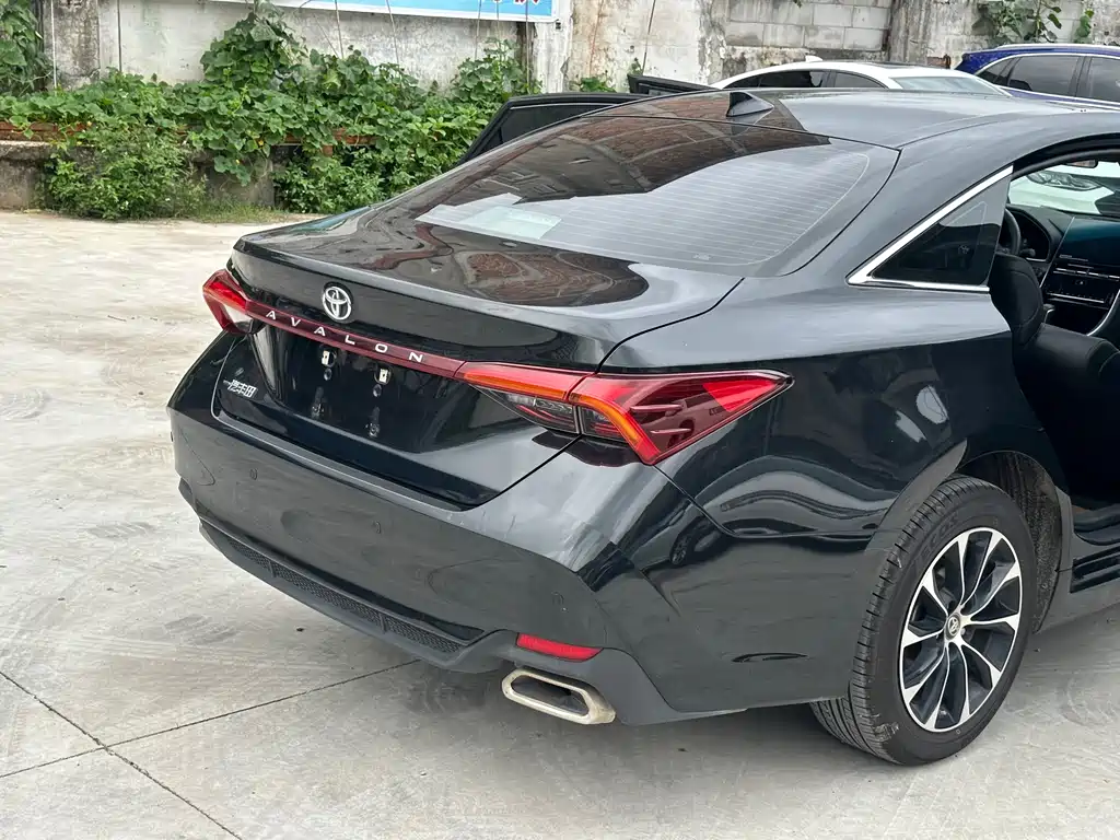 Toyota Avalon 2023 — фото 19