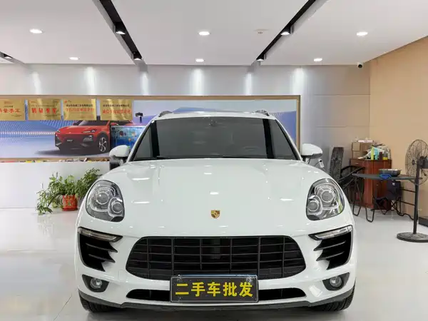 Porsche Macan 2014