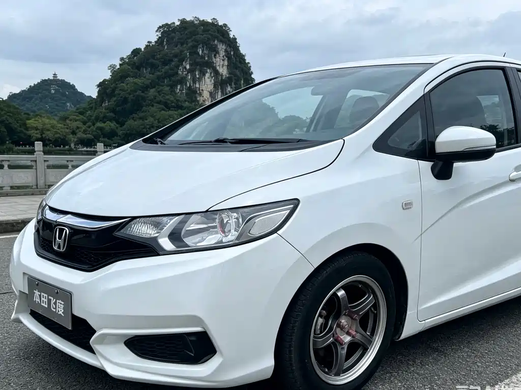 Honda Fit 2019 — фото 8