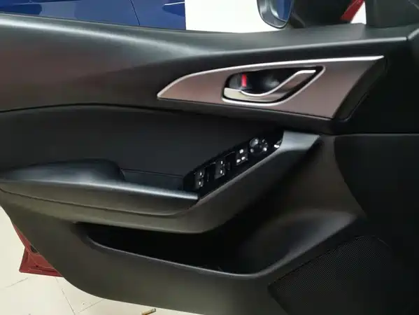 Mazda 3 Axela 2017