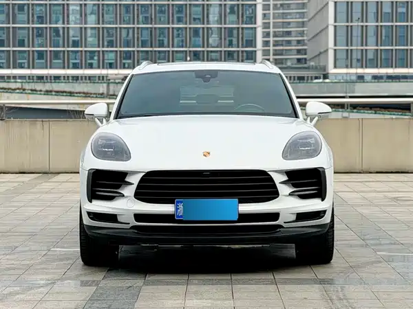 Porsche Macan 2020
