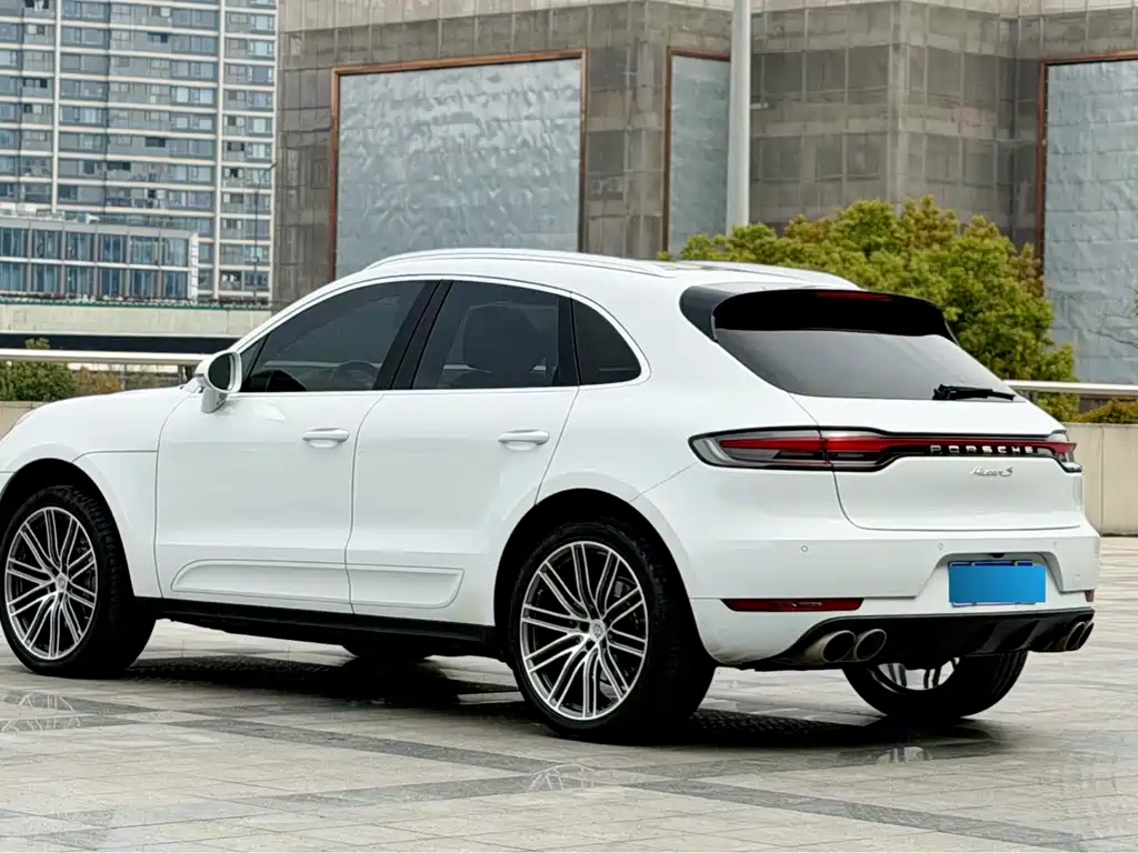 Porsche Macan 2020 — фото 8