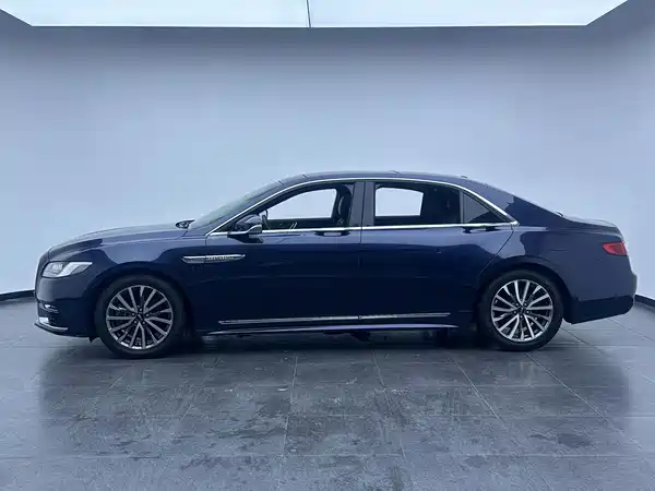 Lincoln Continental 2018
