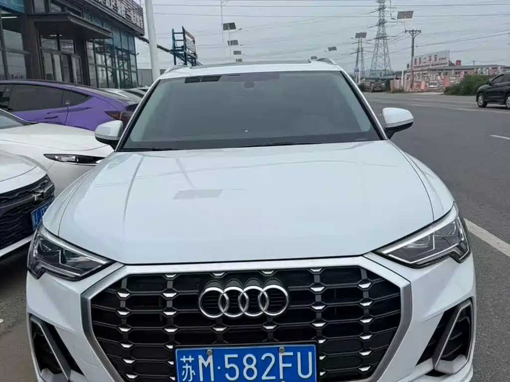Audi Q3 2023