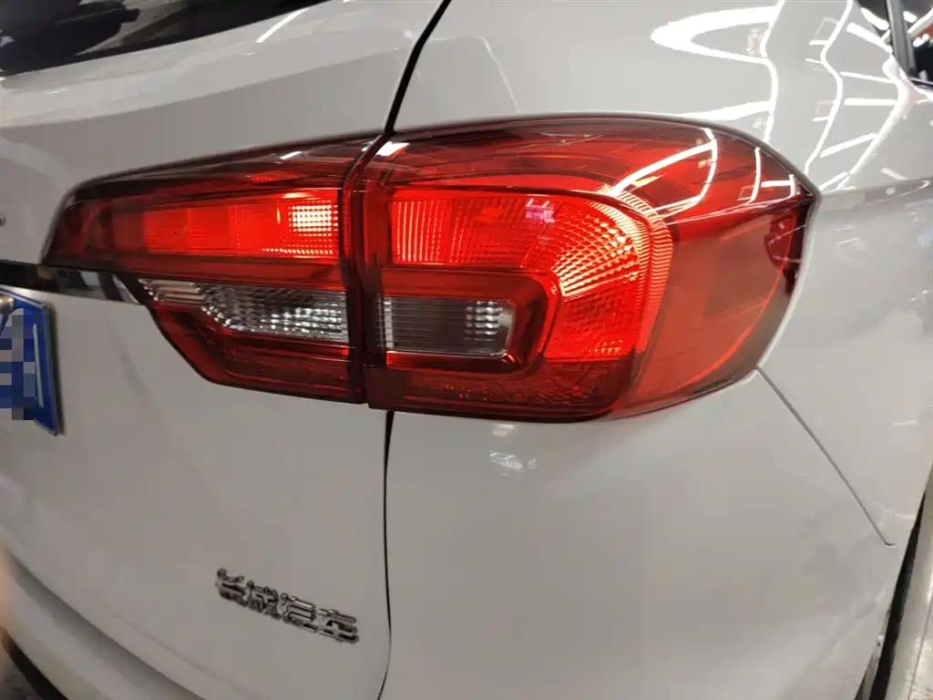 Haval M6 2018 — фото 8