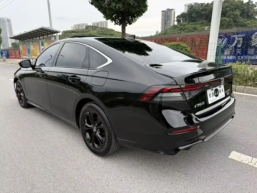 Honda Accord 2025 — фото 10