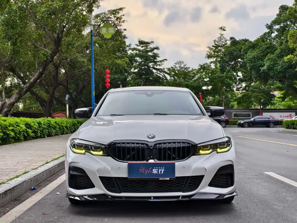 BMW 3 Series 2020