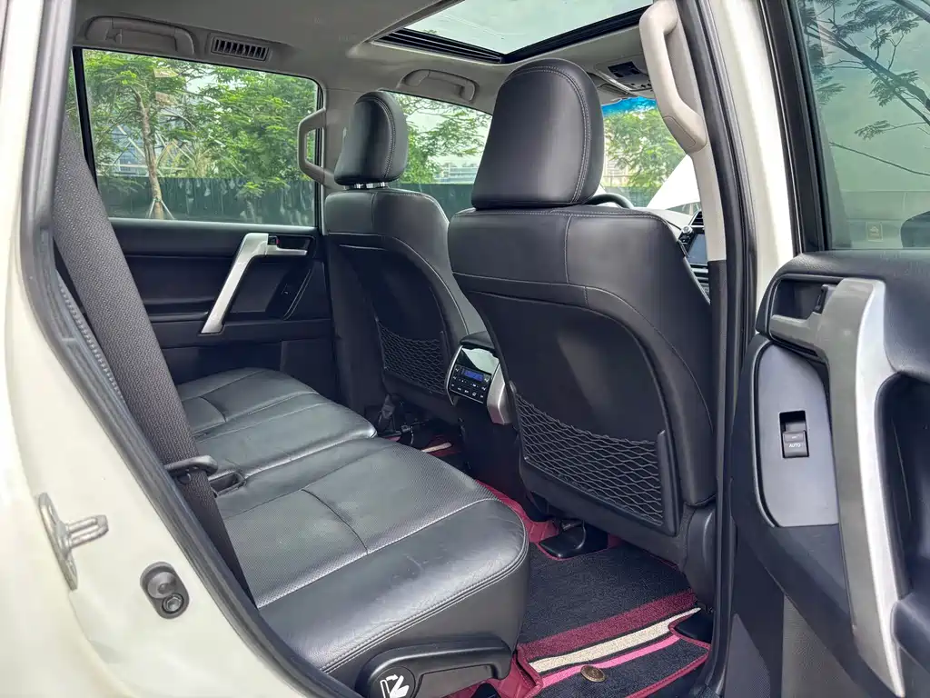 Toyota Prado 2018 — фото 10