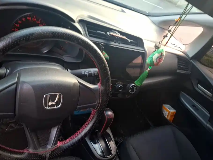 Honda Fit 2018 — фото 13