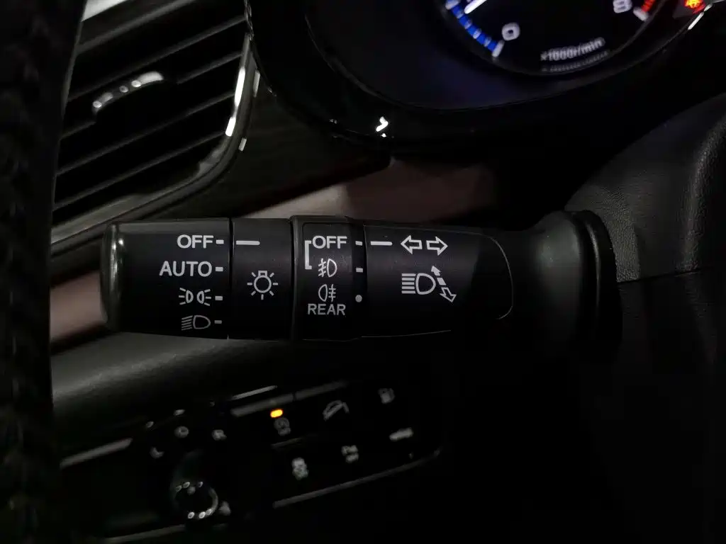 GAC Trumpchi GS8 2018 — фото 21