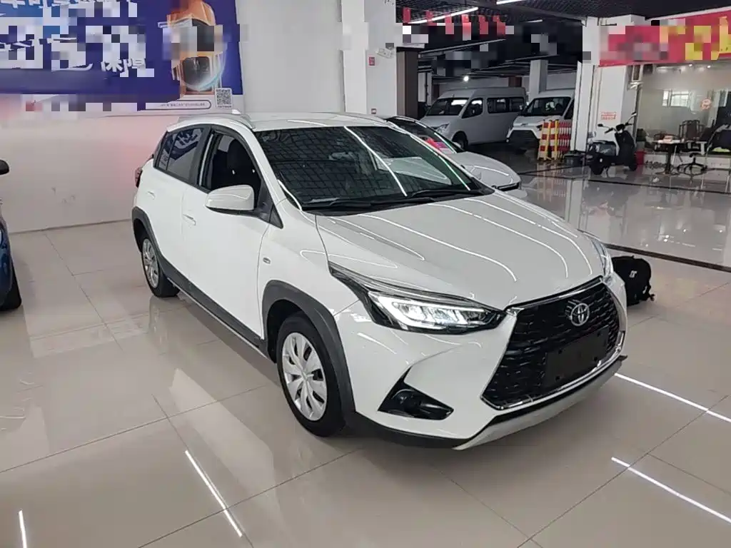 Toyota Yaris L 2019