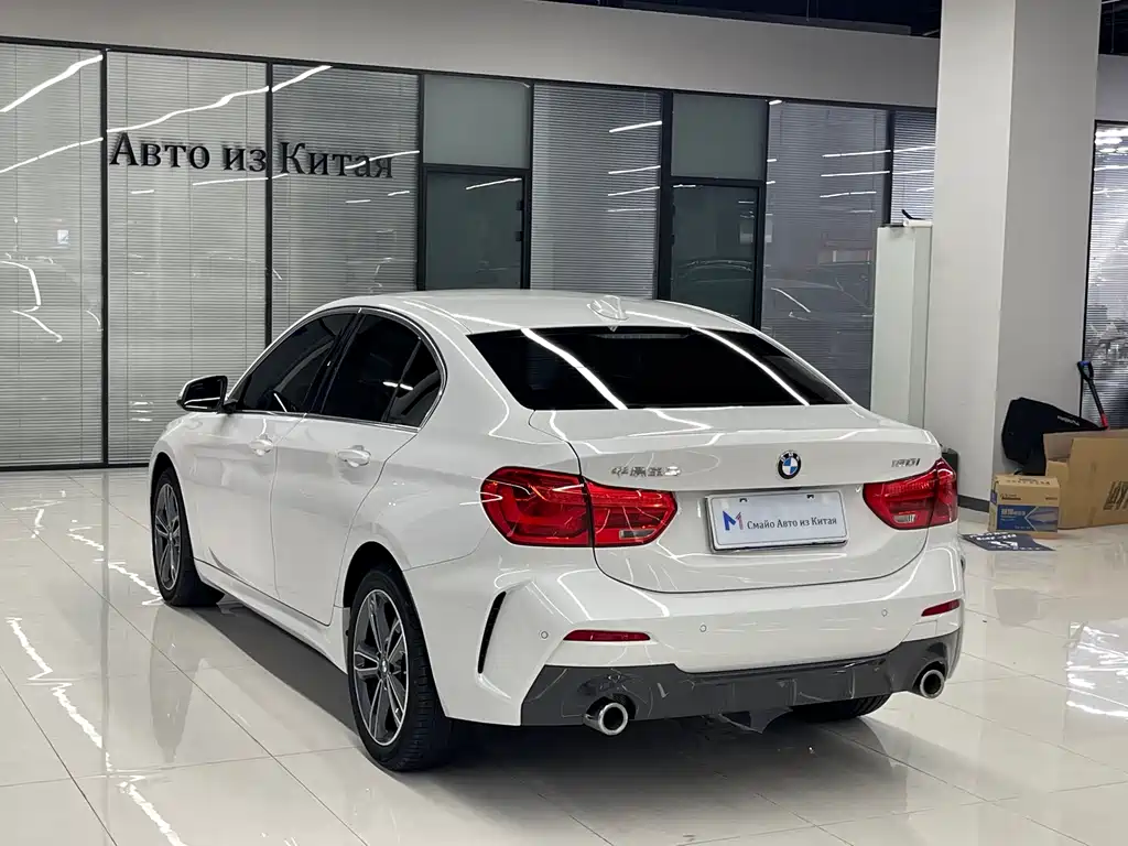 BMW 1 Series 2023