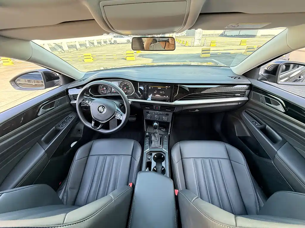 Volkswagen Passat 2021