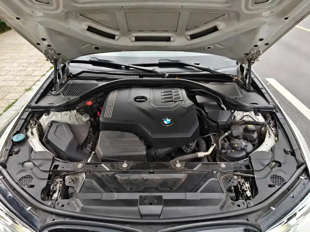BMW 3 Series 2020 — фото 18