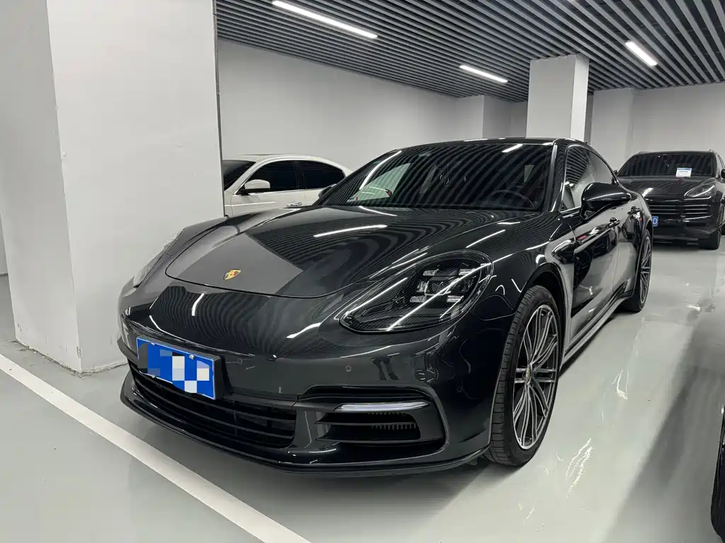 Porsche Panamera 2020