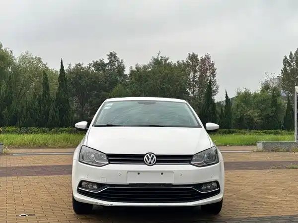 Volkswagen Polo 2016