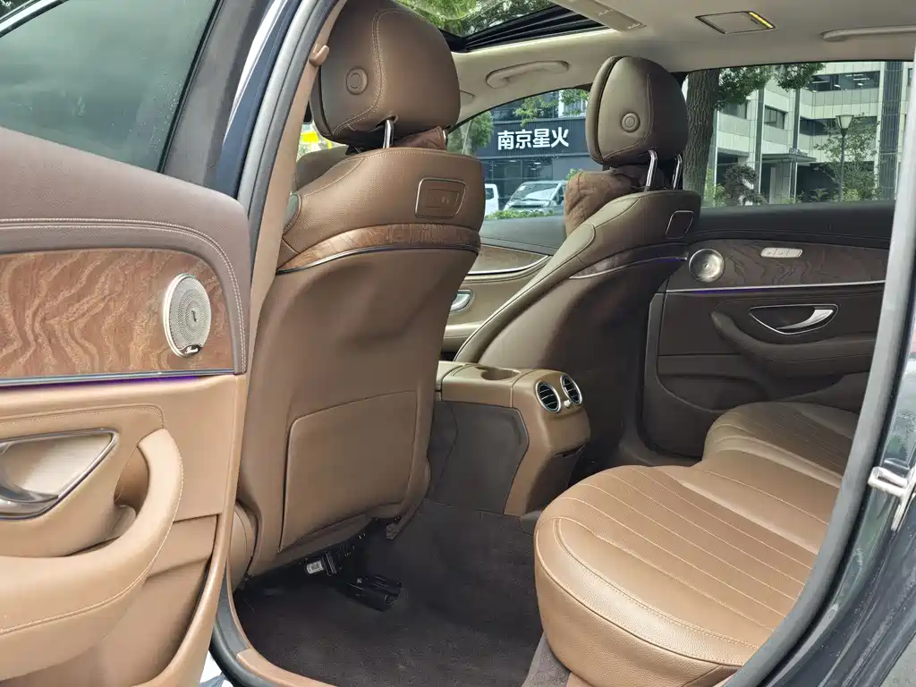 Mercedes-Benz E-Class 2017