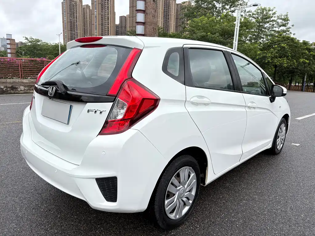 Honda Fit 2015