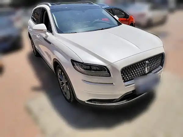 Lincoln Nautilus 2023
