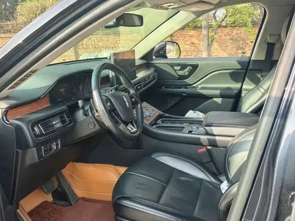 Lincoln Aviator 2021