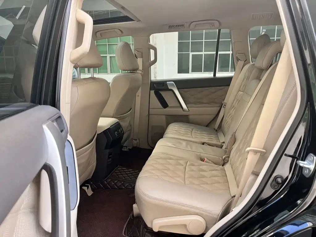 Toyota Prado 2018 — фото 12