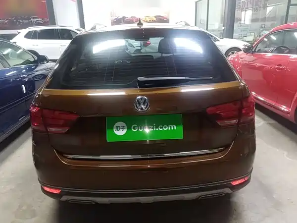 Volkswagen Cross Lavida 2017