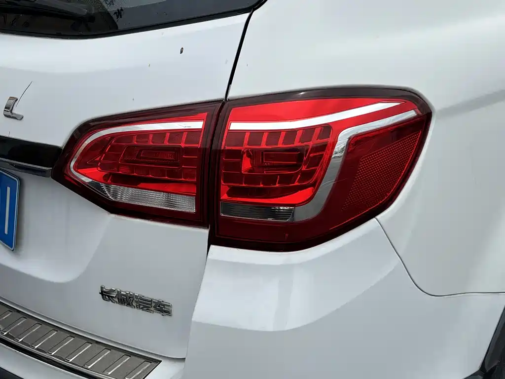 Haval H6 2015 — фото 16