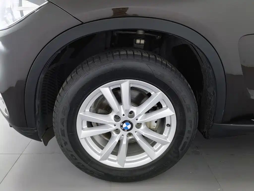 BMW X5 2016 — фото 17