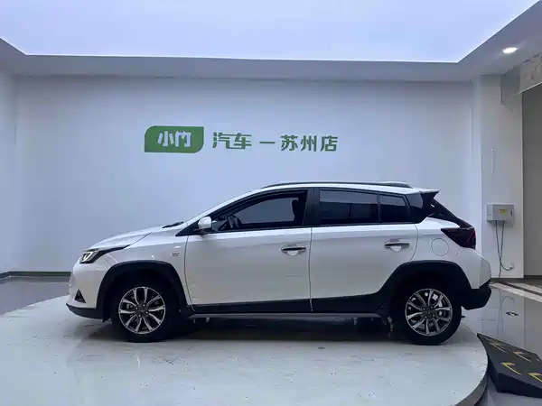 Toyota Yaris L 2022