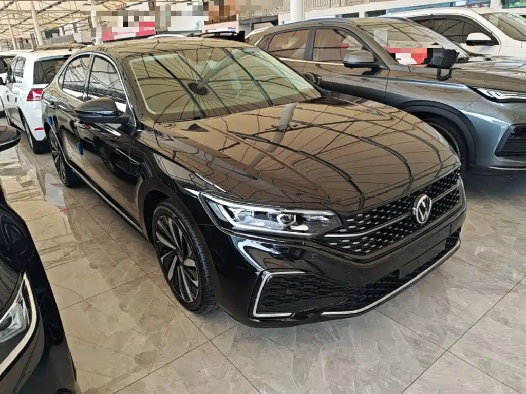 Volkswagen Passat 2022