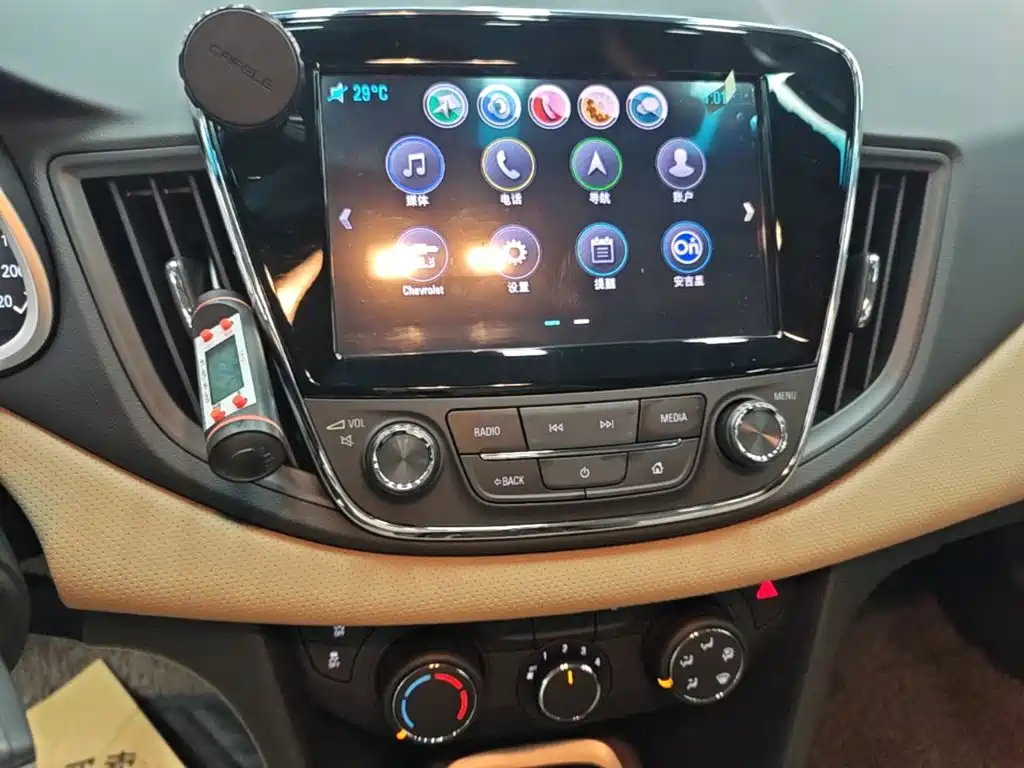 Chevrolet Cruze 2021 — фото 13