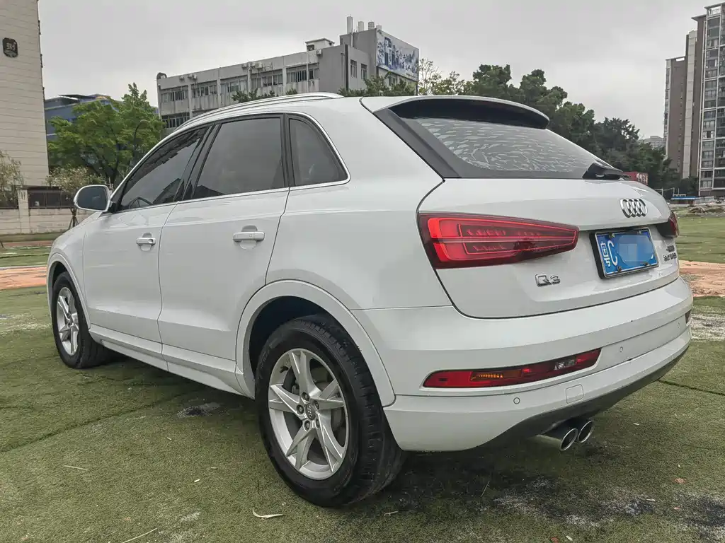 Audi Q3 2017 — фото 7