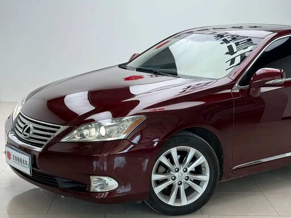 Lexus ES 2010 — фото 29