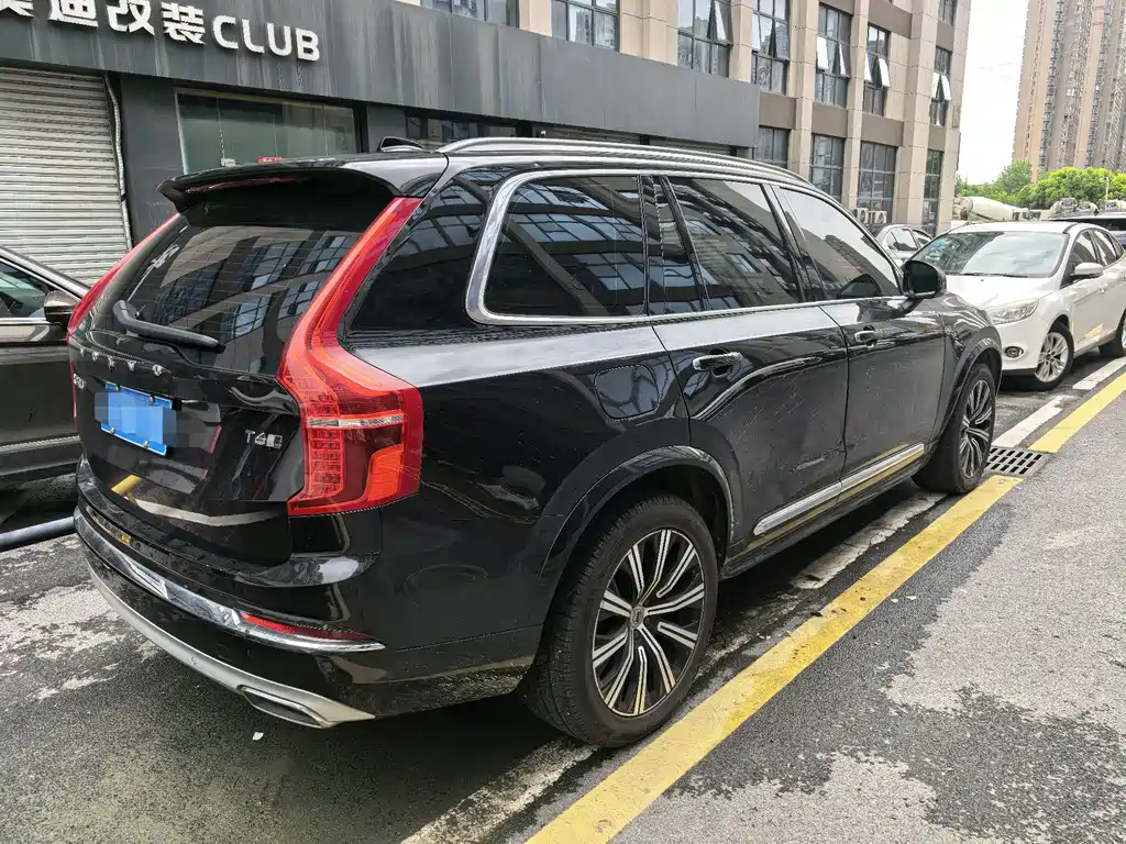 Volvo XC90 2020 — фото 18
