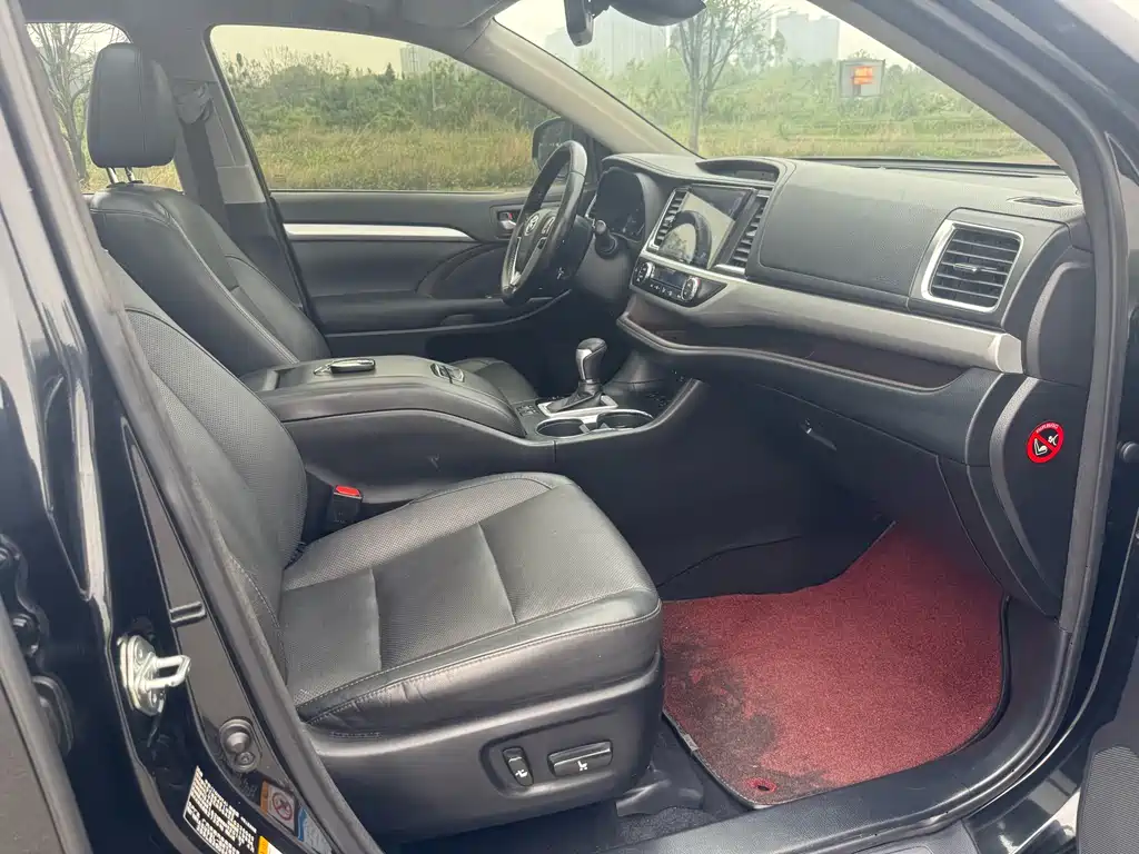 Toyota Highlander 2019 — фото 18