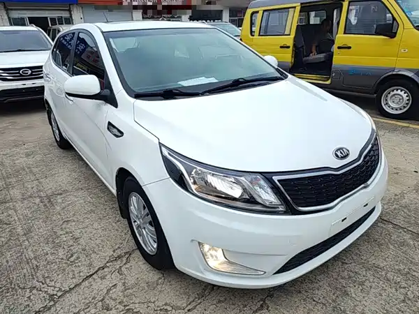 Kia K2 2012