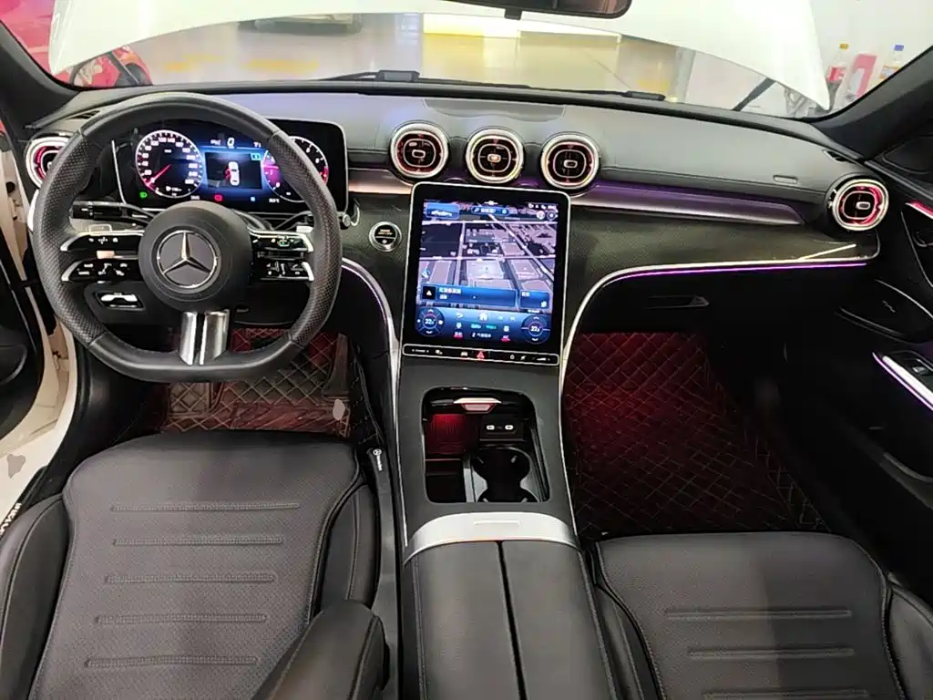 Mercedes-Benz C-Class 2023 — фото 10