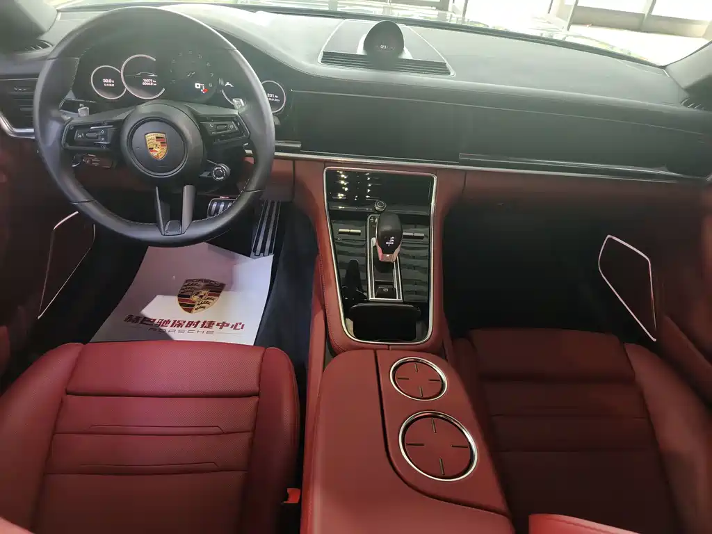 Porsche Panamera 2022