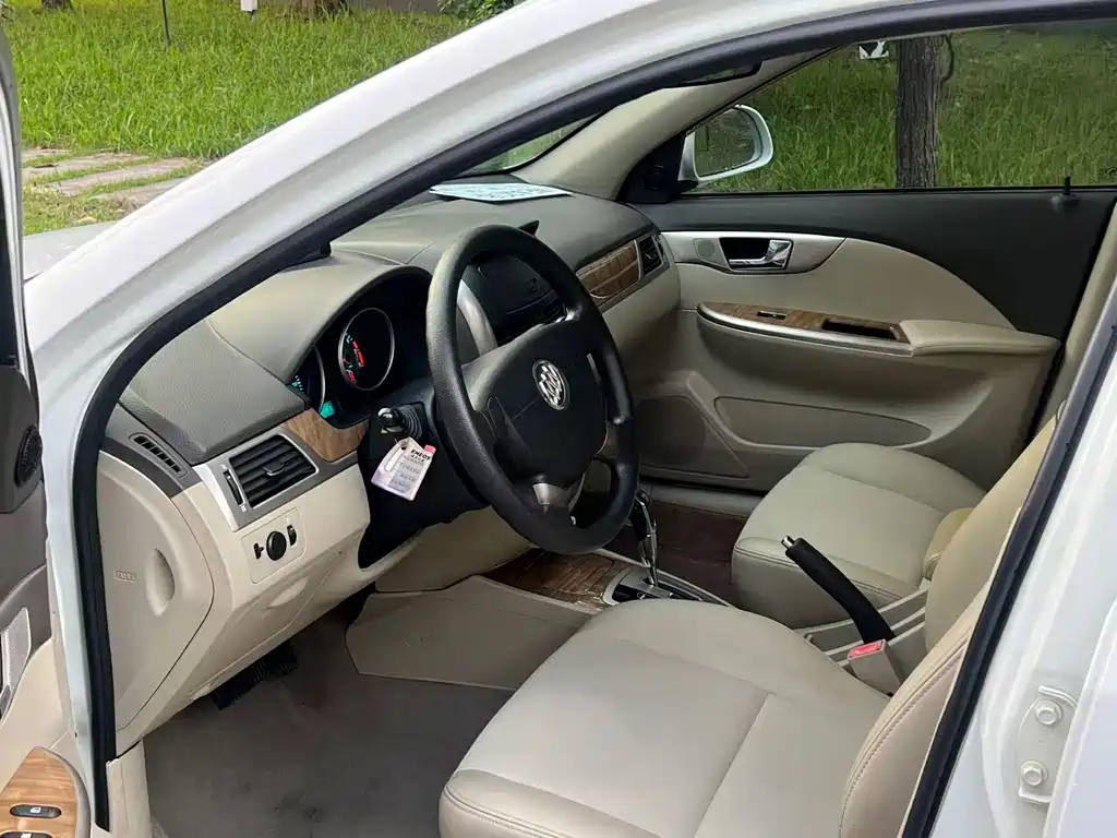 Buick Excelle 2015