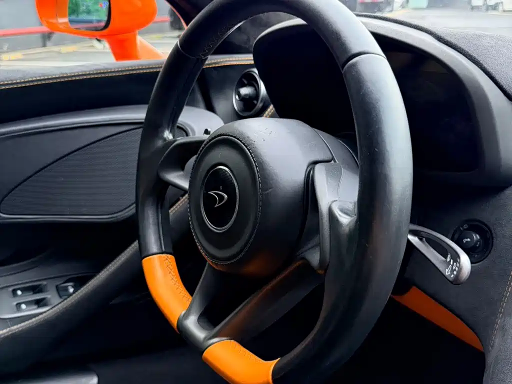 McLaren 570 2017 — фото 15