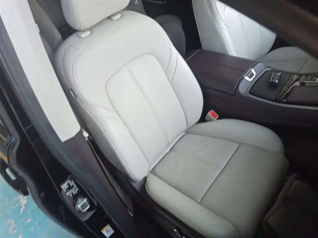 GAC Motor Trumpchi M8 2021 — фото 19