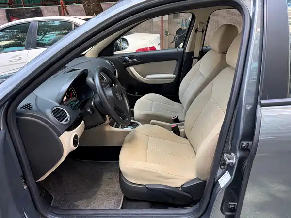 Volkswagen Lavida 2012