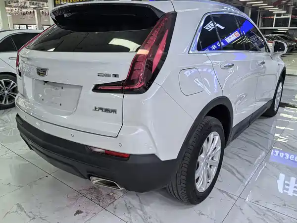 Cadillac XT4 2021