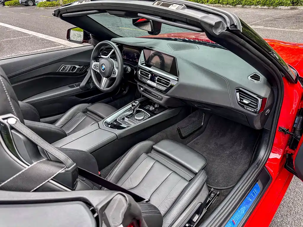 BMW Z4 2023 — фото 8