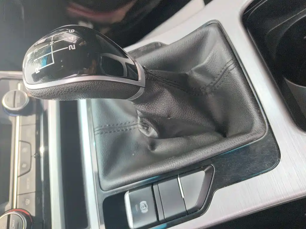 Geely Emgrand GS 2020 — фото 18