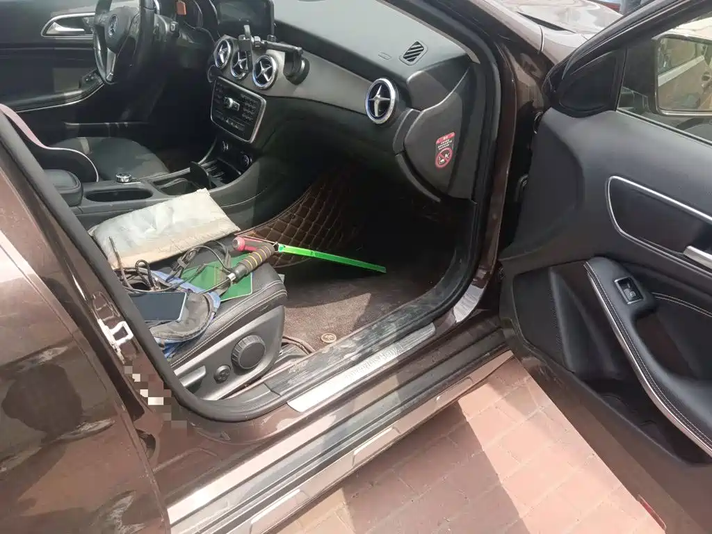 Mercedes-Benz GLA 2015 — фото 22
