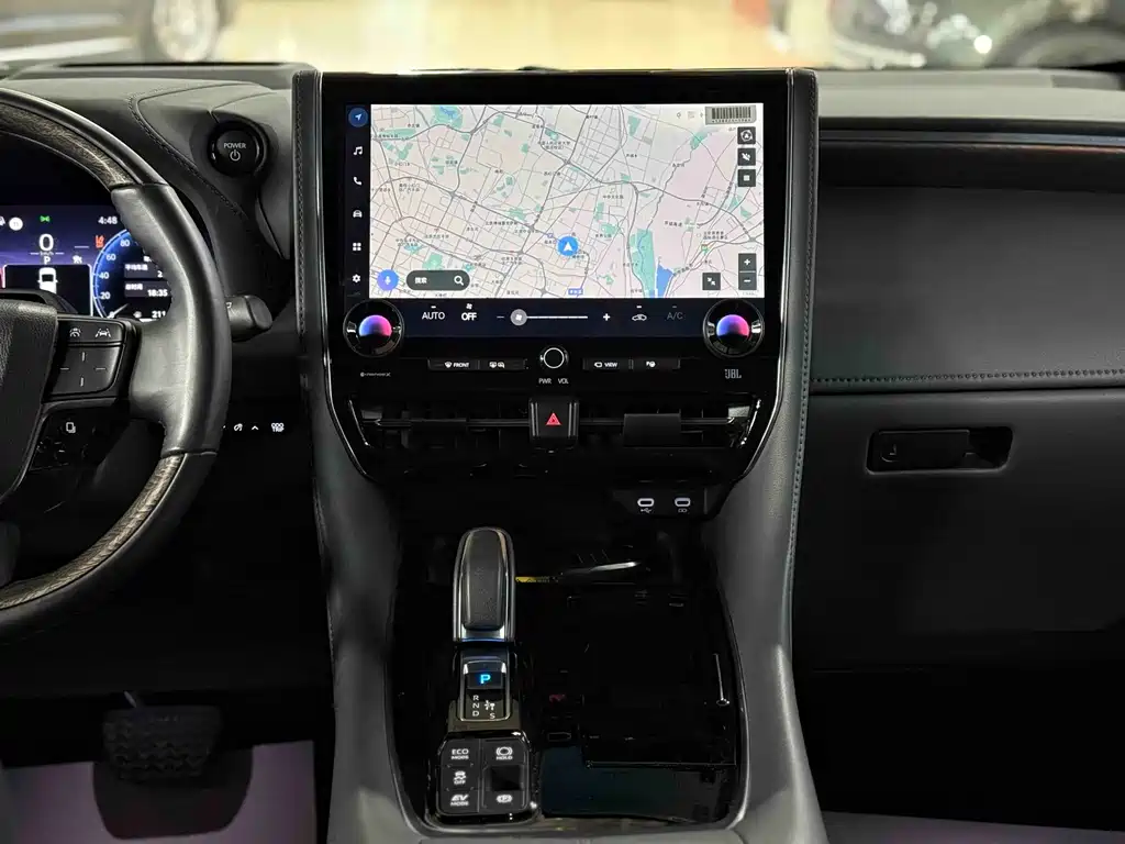 Toyota Alphard 2024 — фото 19